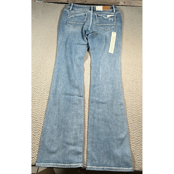 BKE Stella Jeans Women 30XXL 30x38 Medium Wash Bootcut Slim Fit Low Rise Stretch - Picture 2 of 11